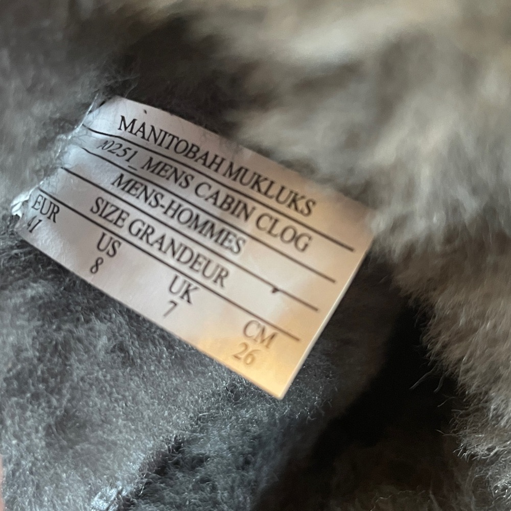 NEW! Manitoban Mukluks sz 41 Men’s Cabin Clog (W 10/M 8) Australian sheepskin - Picture 9 of 17